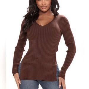 Giving Me The Feels Sweater NEW 🏷️